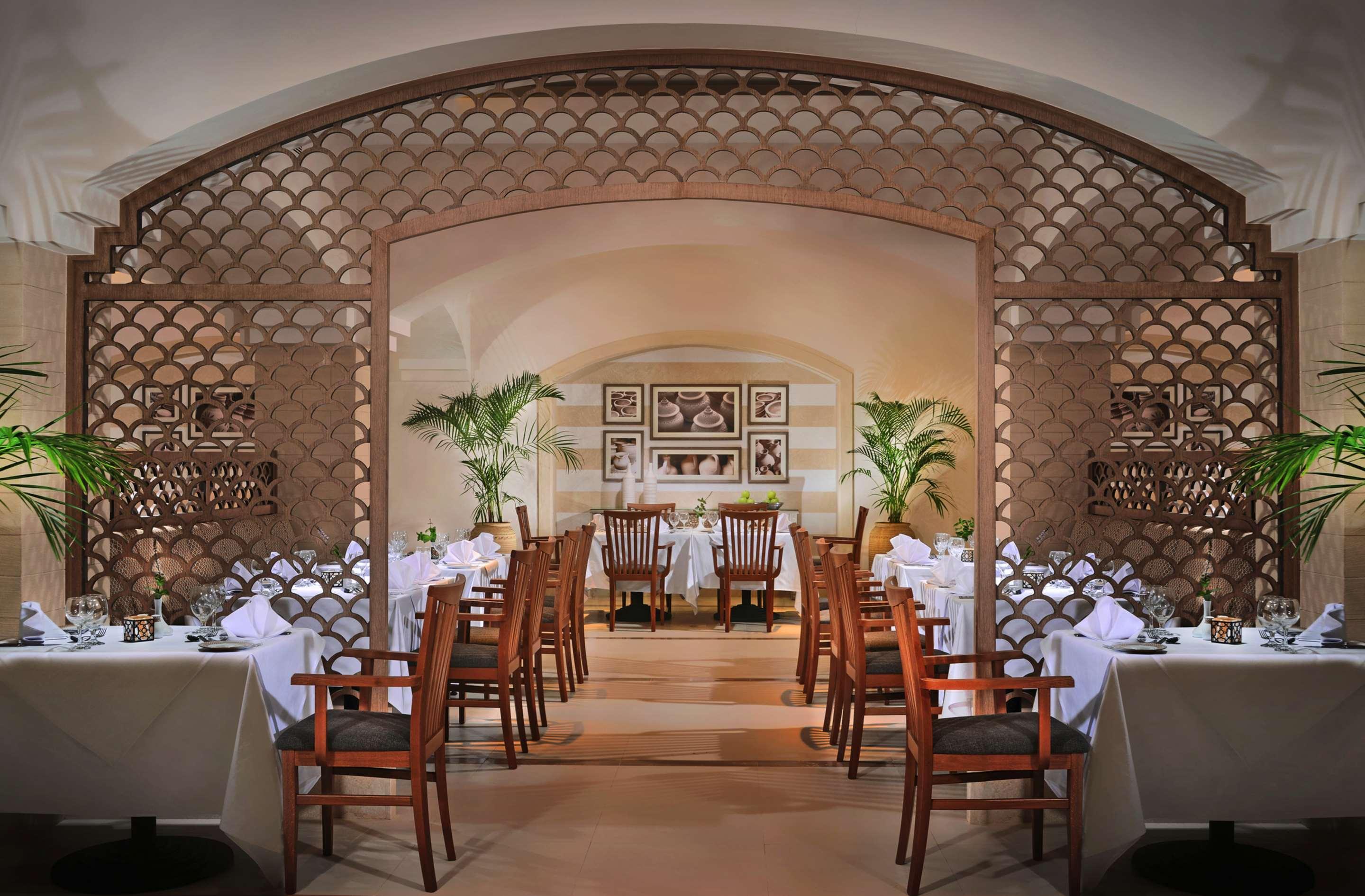 슈타인베르거 알카자르 호텔 샤름 엘 셰이크 외부 사진 The restaurant at the Four Seasons Hotel, Cairo